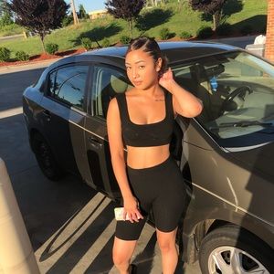 Black biker shorts set